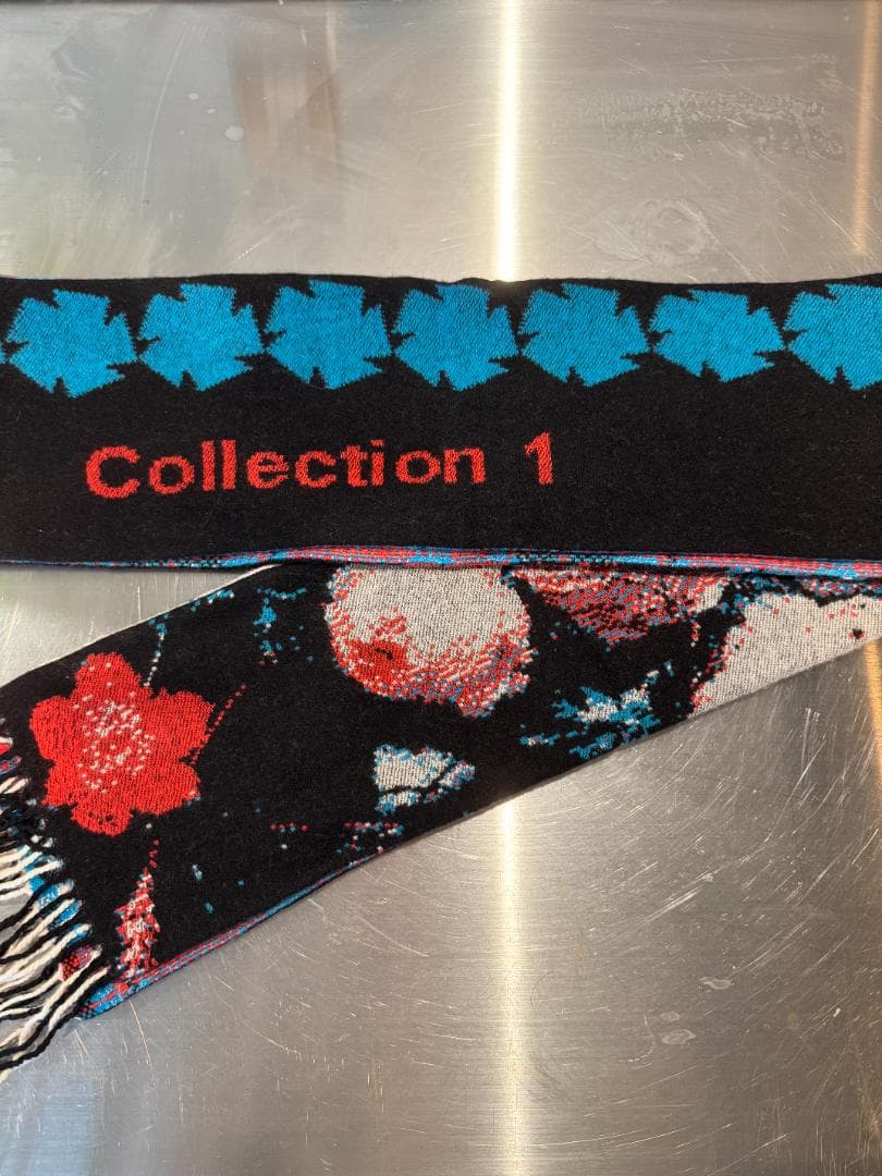 Vowels カシミヤブレンド スカーフ グラフィック ジャガード