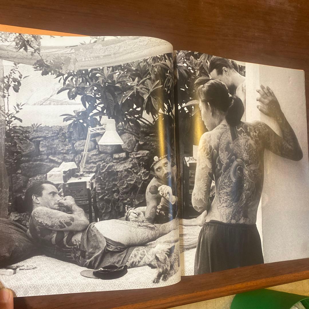 洋書 KOH The Leu Family's Family Iron