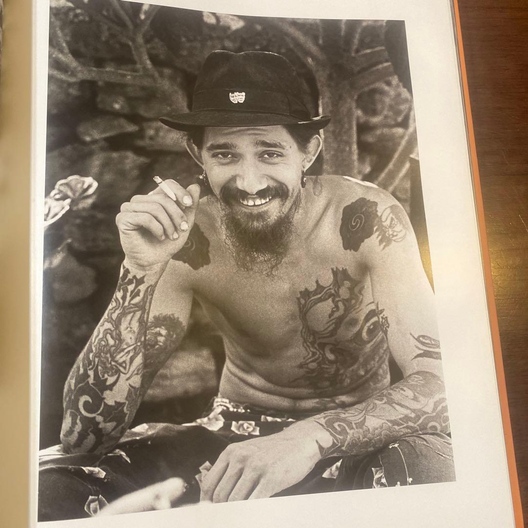 洋書 KOH The Leu Family's Family Iron