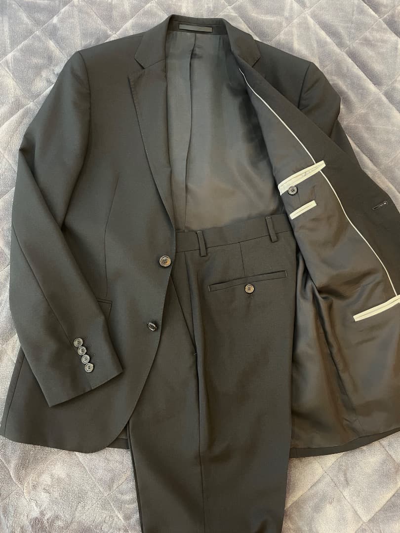 試着のみ M HUGO BOSS スーツ ブラック