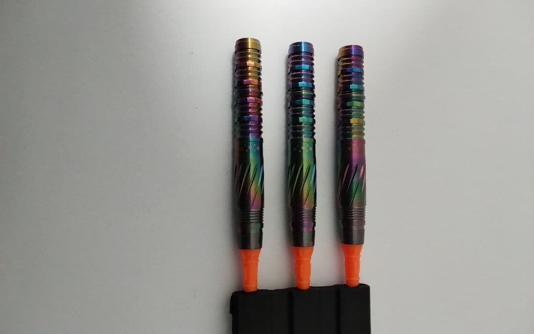 エフォール!ピリオド!レインボー!大和久明彦!極美品!ダーツセット22g