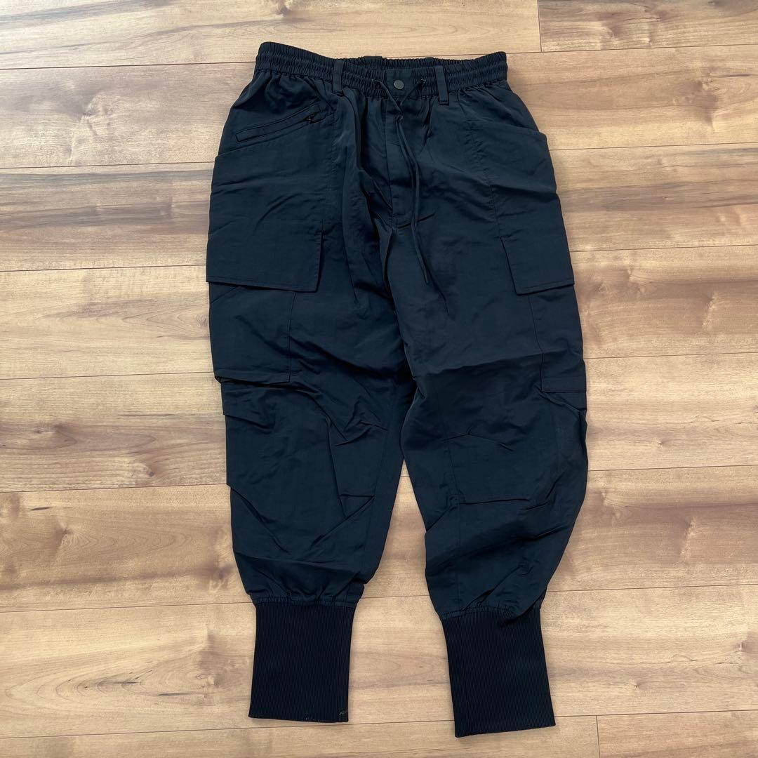Y-3 ナイロンカーゴパンツ
