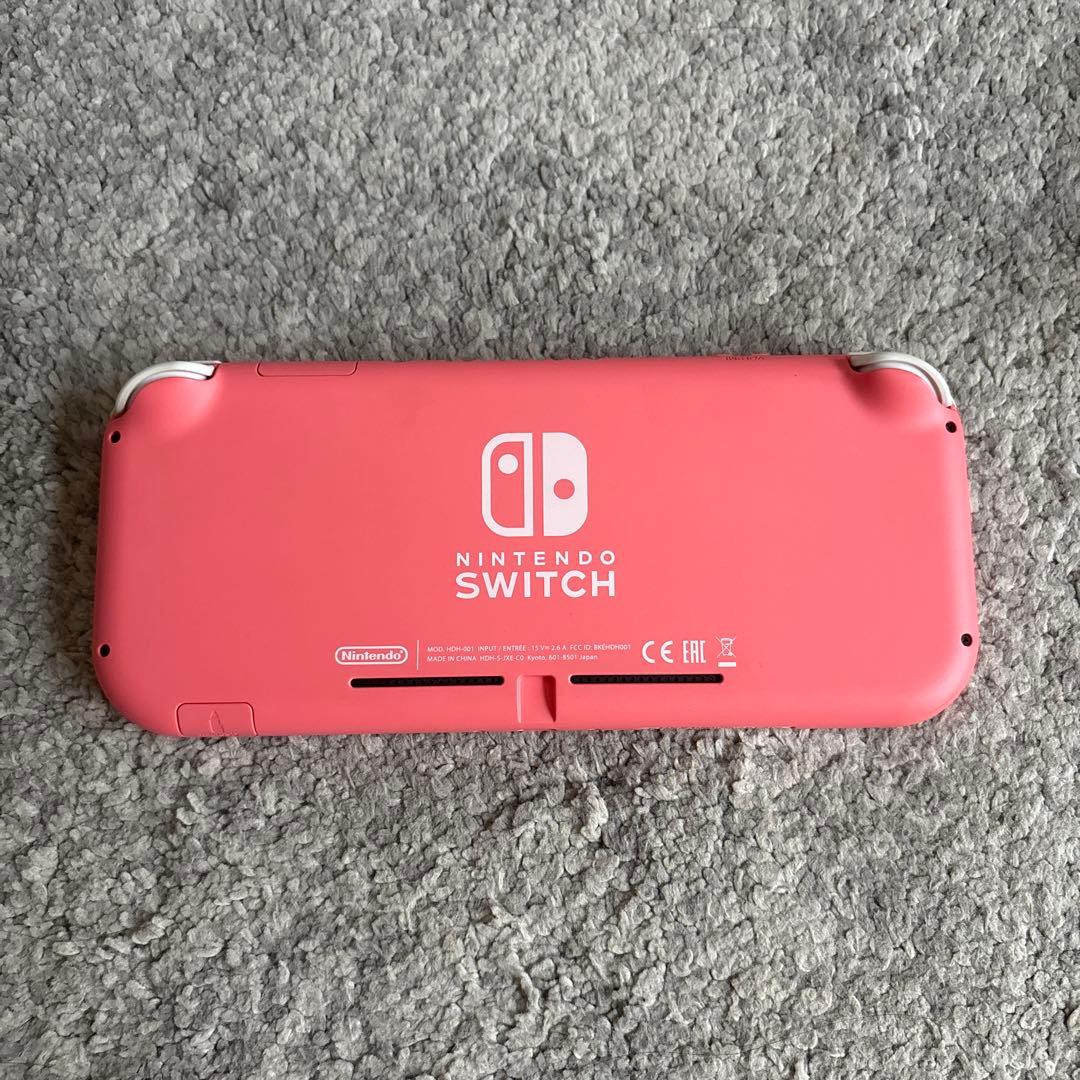 Nintendo Switch LITE コーラル