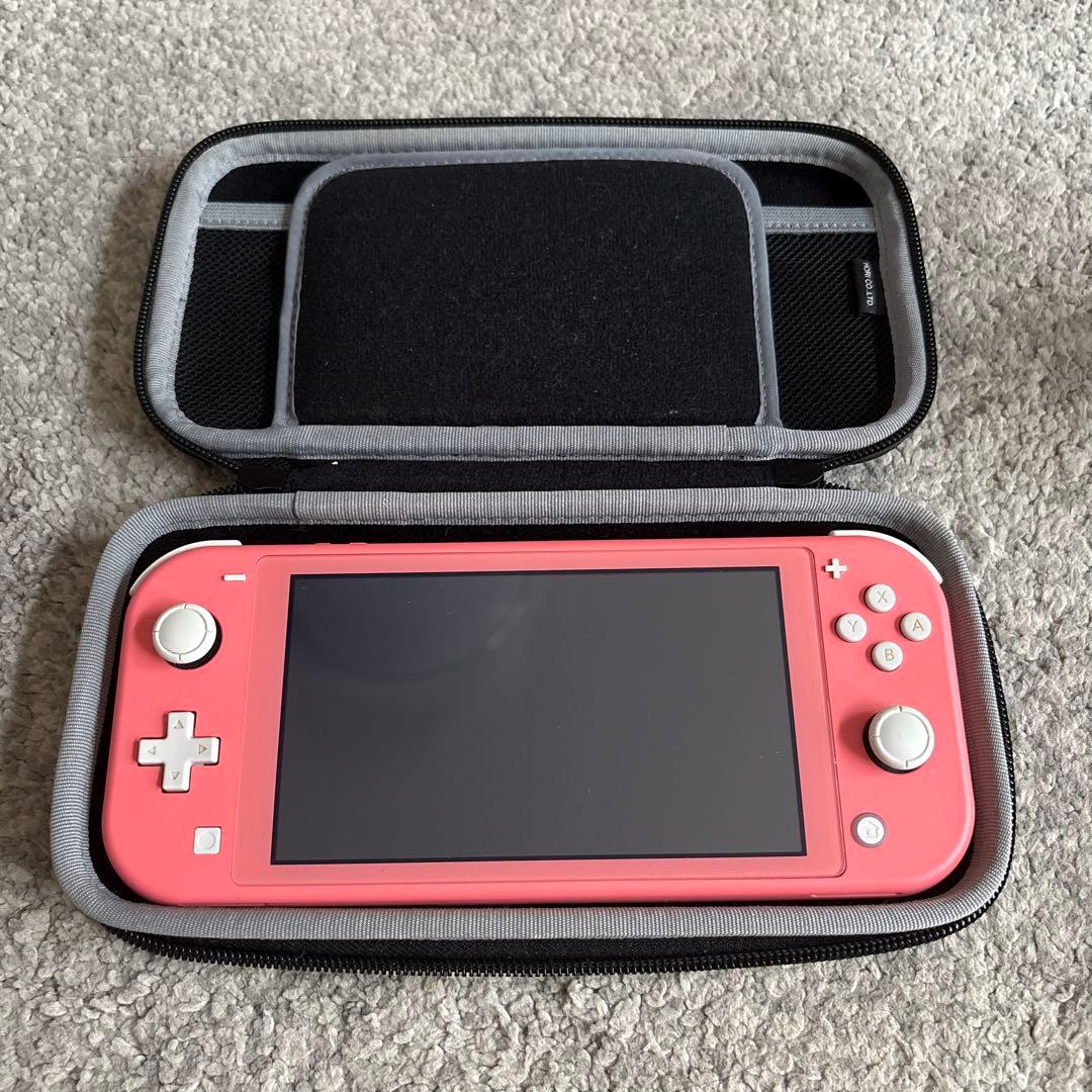Nintendo Switch LITE コーラル