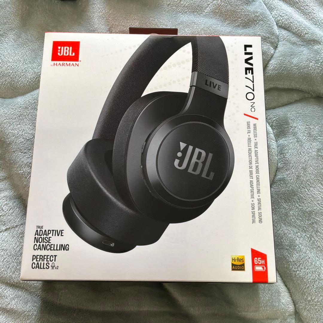 美品 JBL ワイヤレスヘッドホン ブラック LIVE770NC ハードケース付