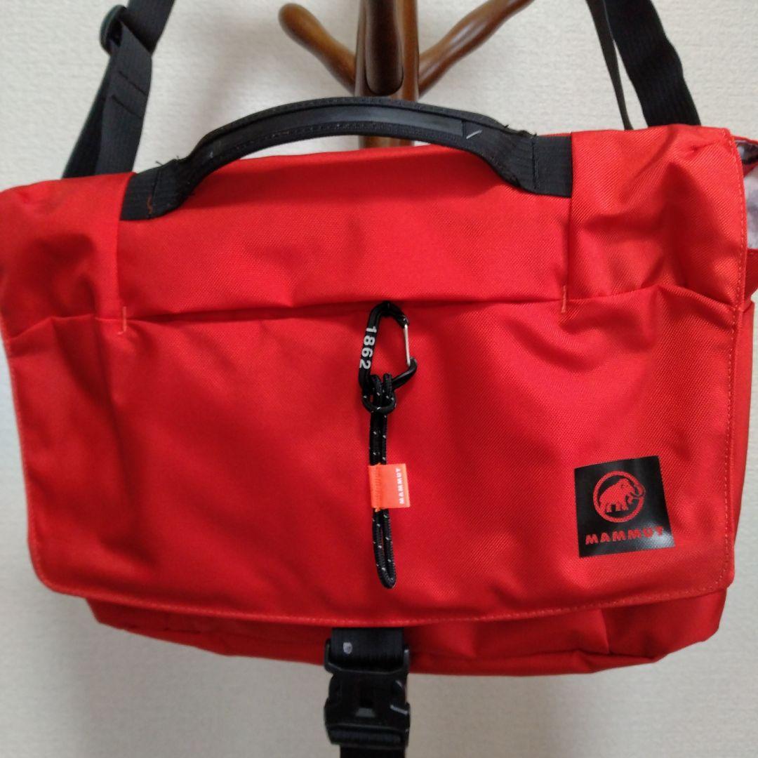 [美品]MAMMUT マムートメッセンジャーバッグ