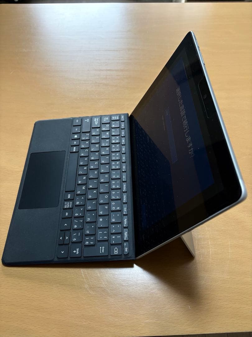 Microsoft Surface Go 本体