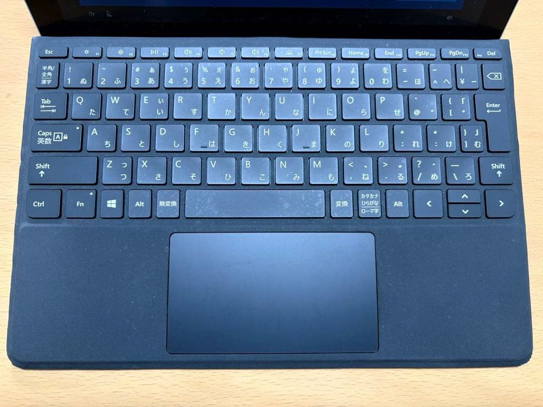 Microsoft Surface Go 本体