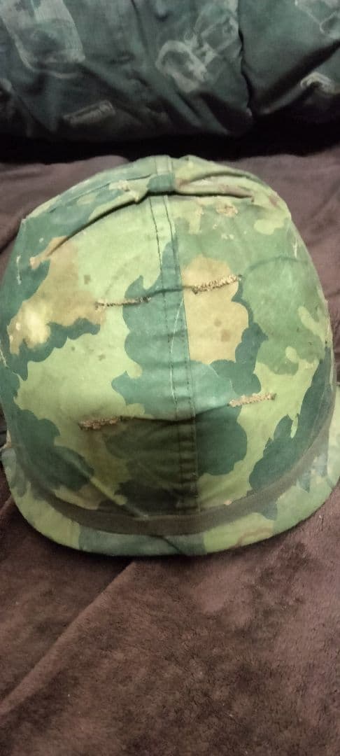 や*ん様 迷彩色 ヘルメット