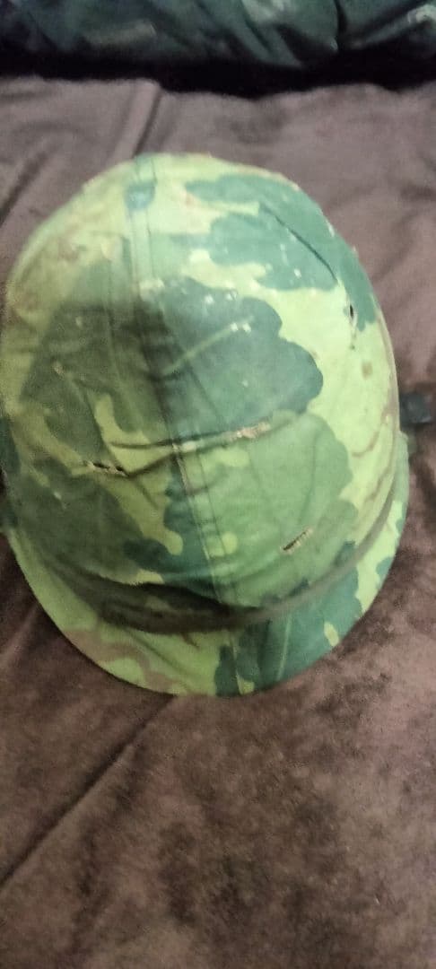 や*ん様 迷彩色 ヘルメット