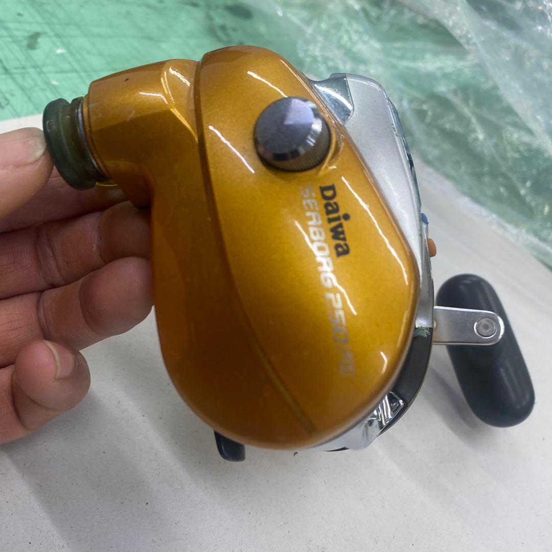 DAIWA センサーボス 250 電動リール