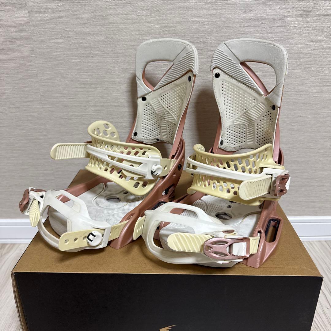 ☆BURTON☆ LEXA EST Mサイズ 23-25cm