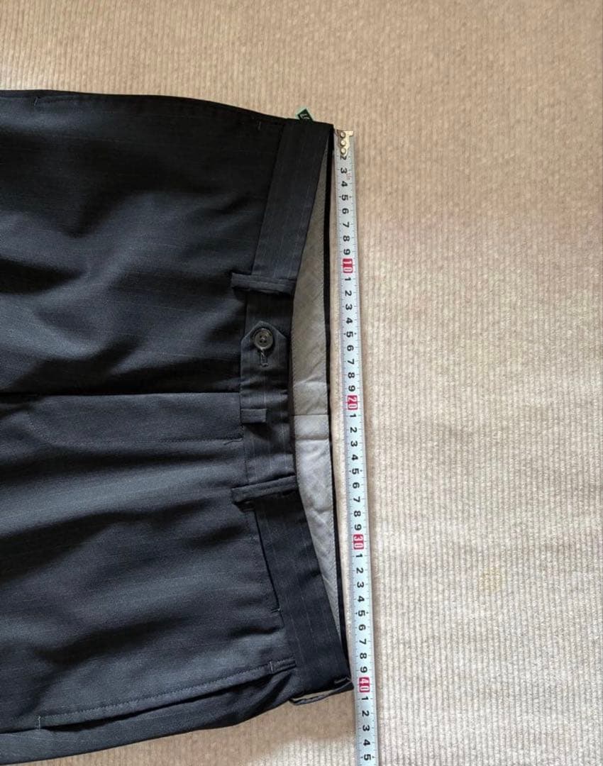 カノニコ Super110's チャコールグレー・ストライプスーツ　サイズＹ6