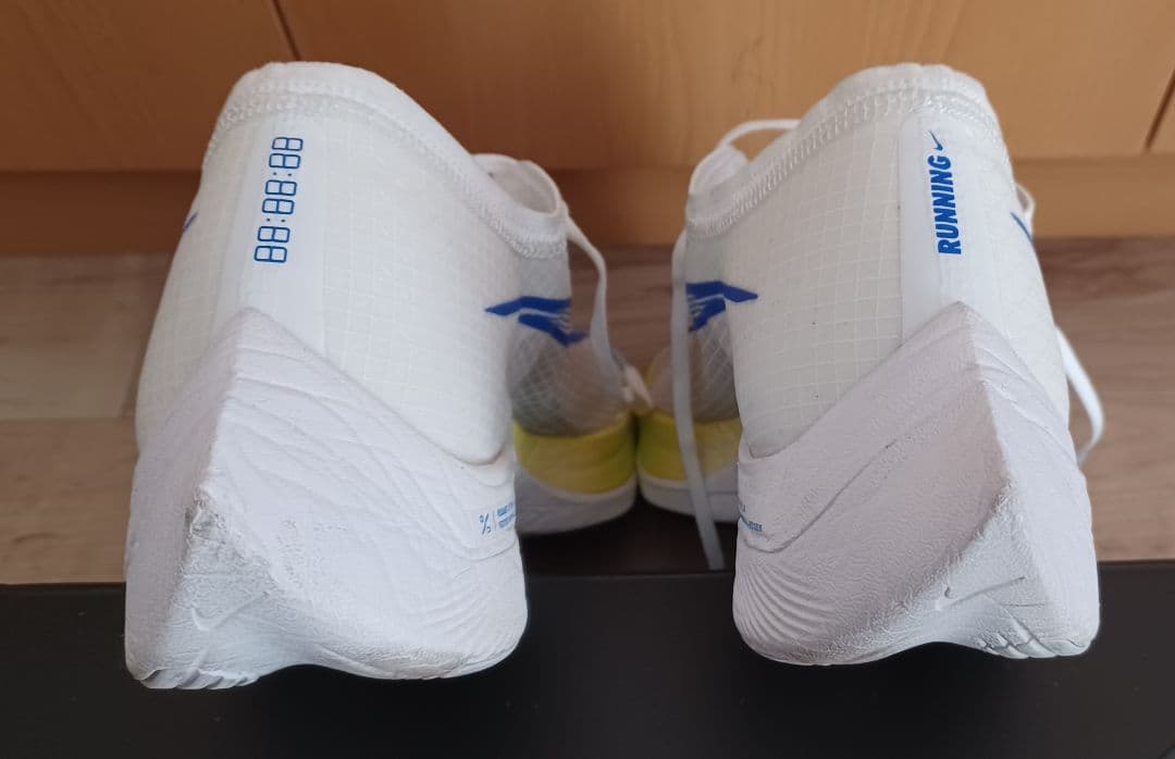 スパイク・シューズ NIKE ZoomX Vaporfly NEXT% 26.5cm