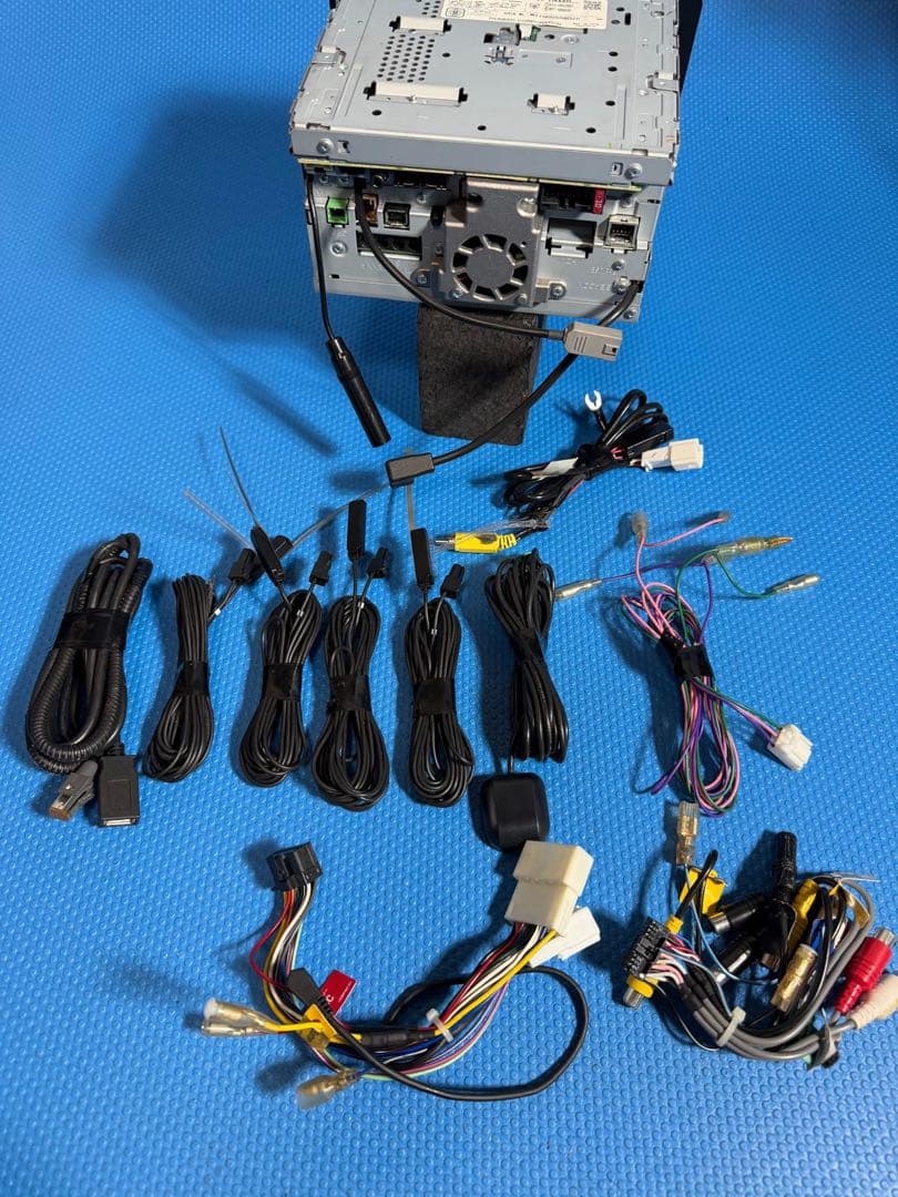 カロッツェリア AVIC-ZH0009ZP 2013年地図データ　サイバーナビ