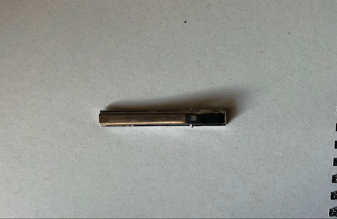 LOUIS VUITTON 幾何学模様 ネクタイピン