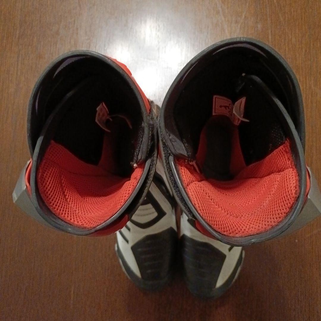 商品番号：9　GAERNE ロードライディングブーツ 赤/白/黒