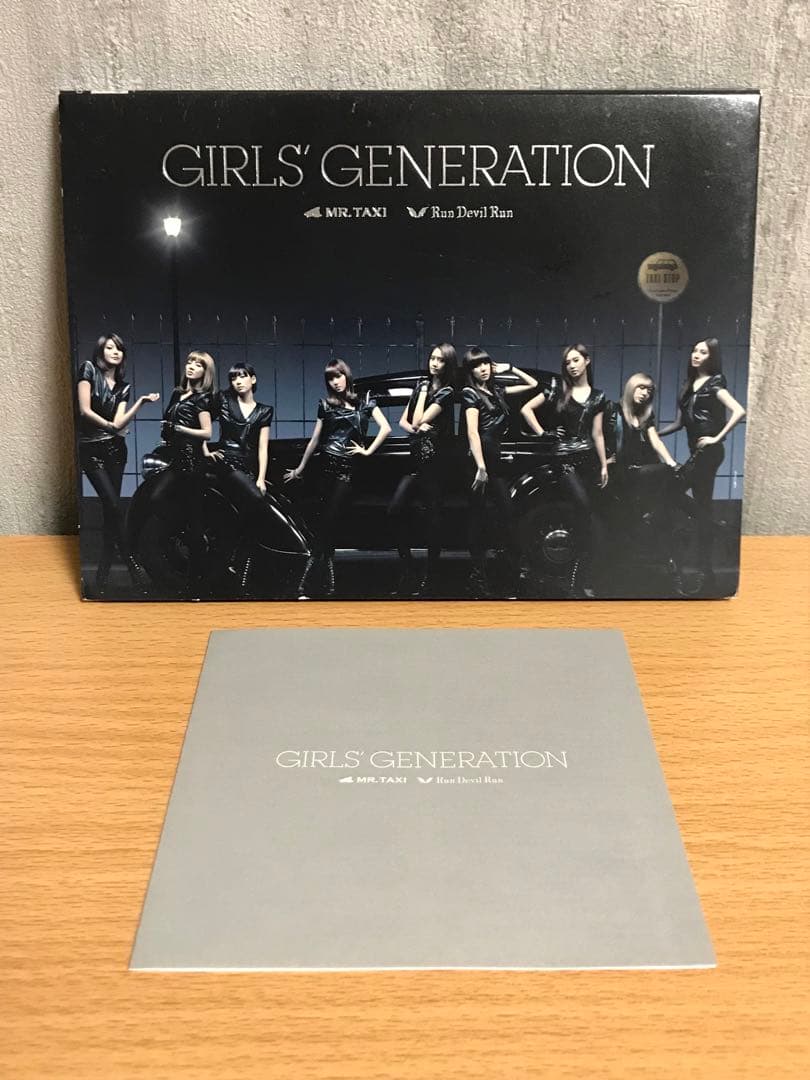 少女時代　MR.TAXI/Run Devil Run サイン入りCD