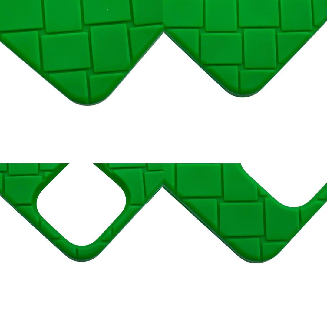 【未使用級】ボッテガヴェネタ　イントレチャート　スマホケース　iphone13