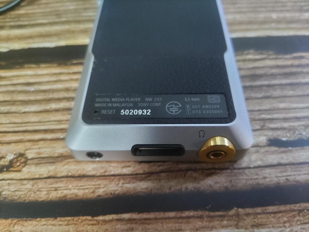 SONY WALKMAN NW-ZX1 ジャンク品