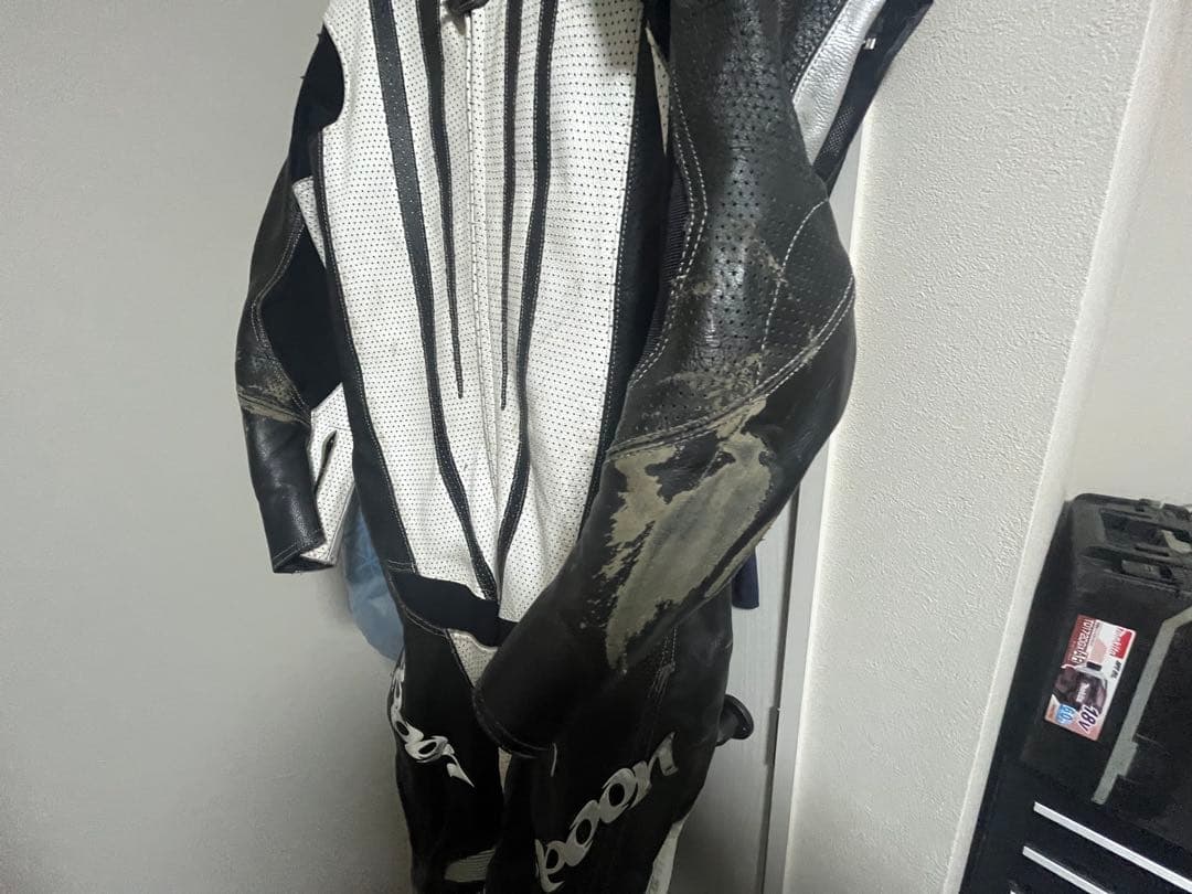 バイクレーシングスーツ　LLサイズ