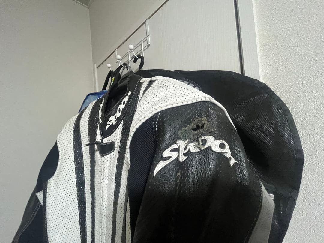 バイクレーシングスーツ　LLサイズ