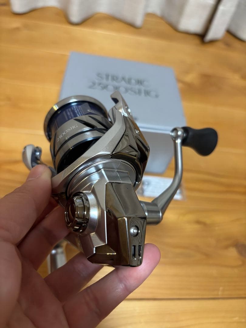 【送料込】シマノ　23ストラディック2500SHG