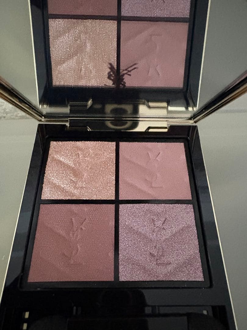 今月限定発売 YVES SAINT LAURENT クチュールミニクラッチ