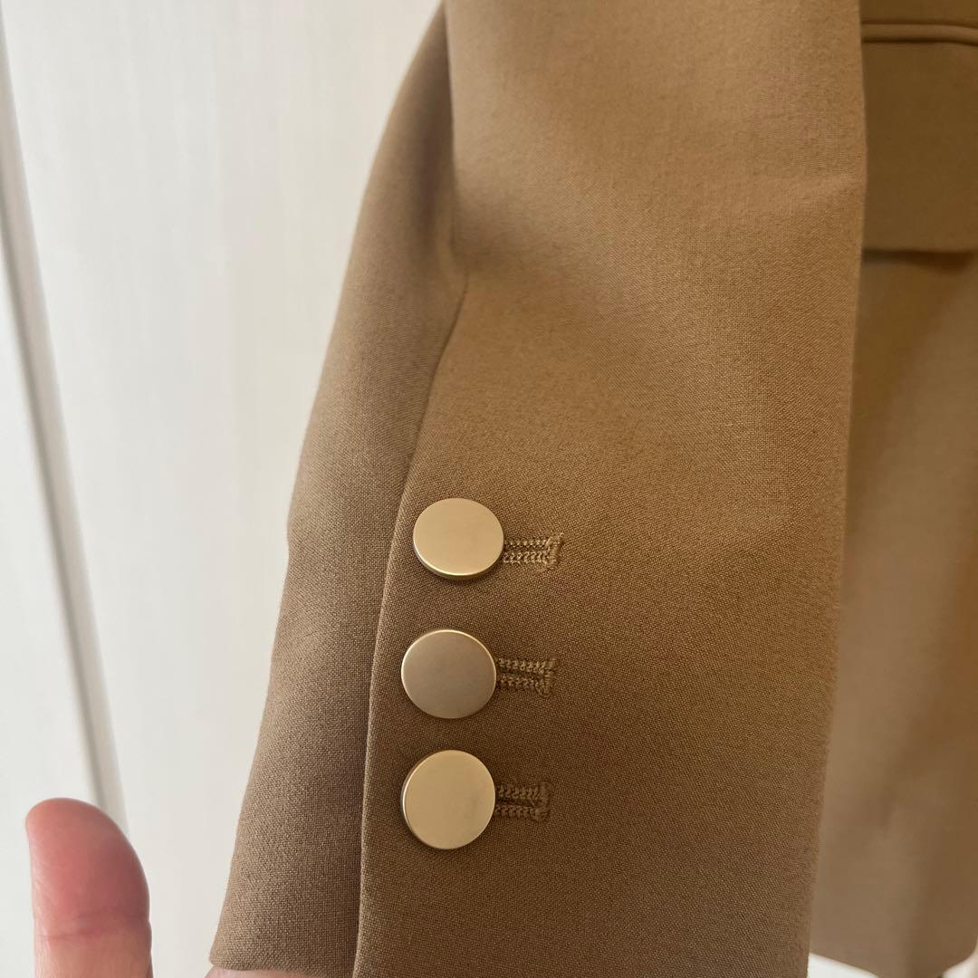 nano ベージュ ダブルブレストジャケットとスカートのセットアップ2点セット