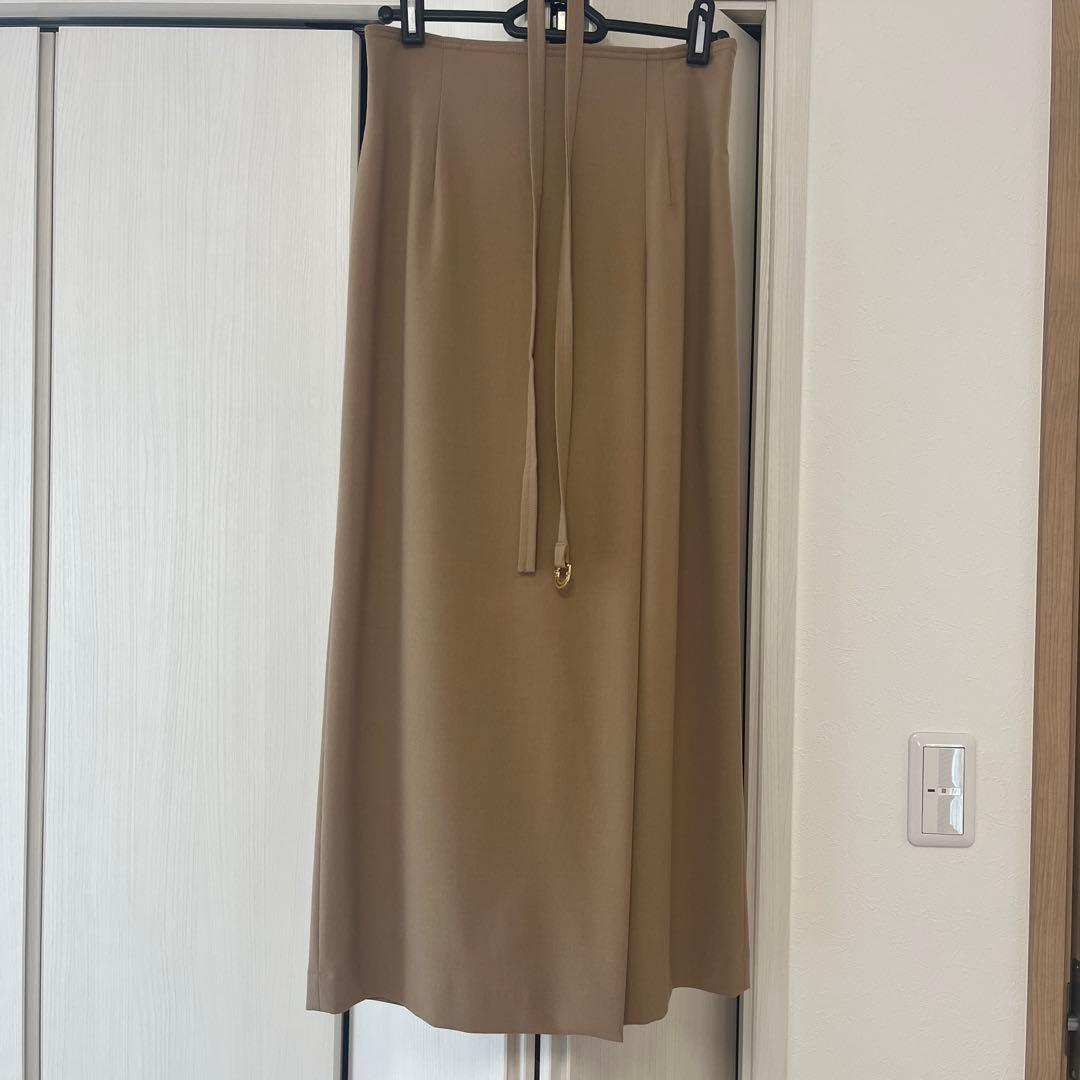 nano ベージュ ダブルブレストジャケットとスカートのセットアップ2点セット
