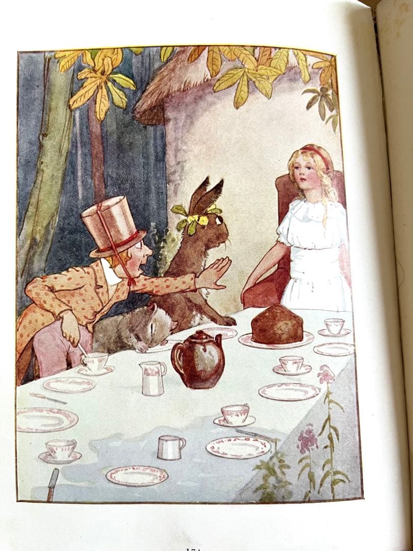 No72 アンティーク 洋書 古書 不思議の国のアリス マーガレット•タラント