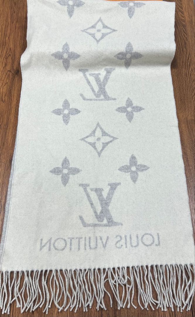LOUIS VUITTONエシャルプ・レイキャビック　カシミヤ