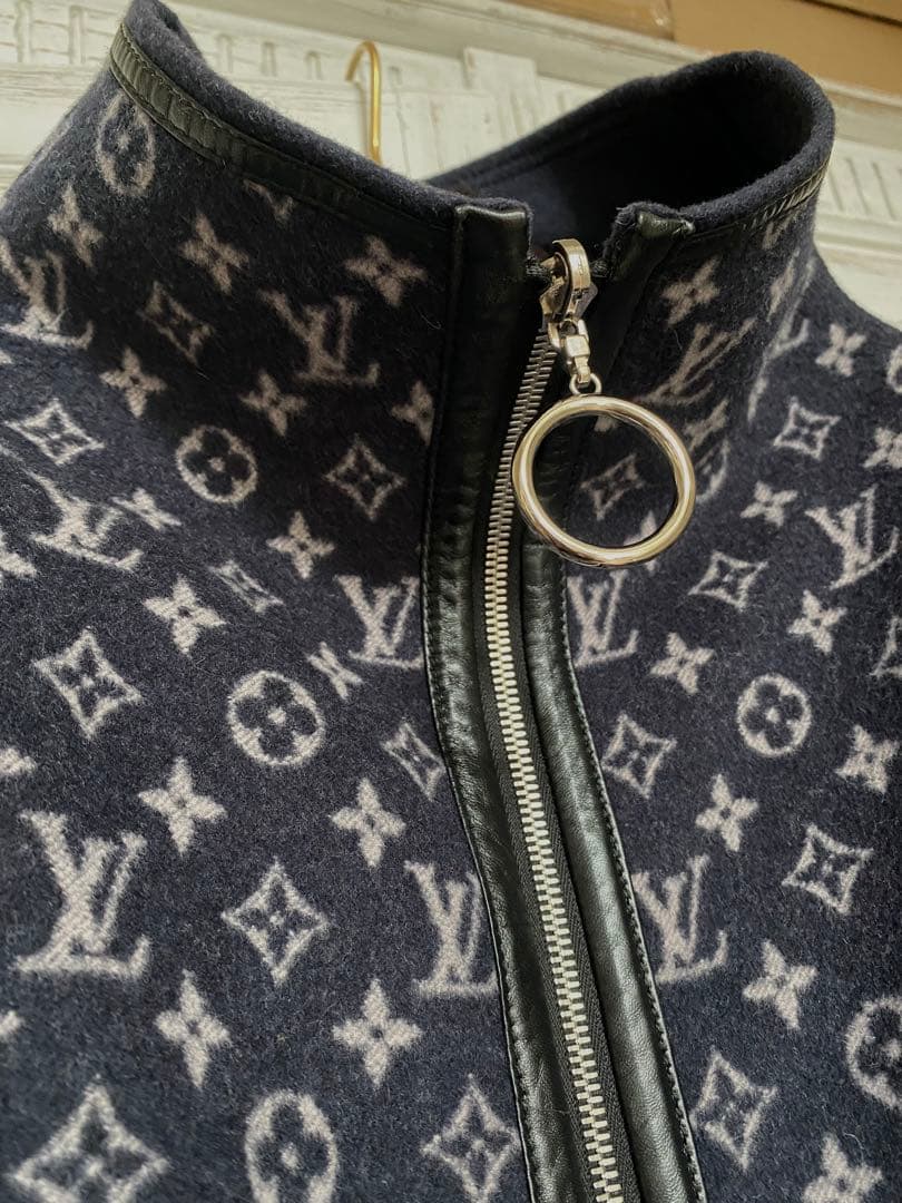 ルイヴィトン　ケープコート モノグラムロゴ　リバーシブル　極美品