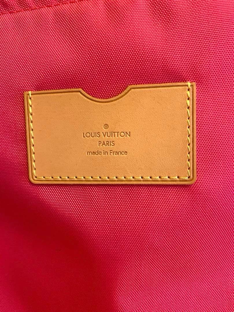 ルイ・ヴィトン　キャリーバッグ　ペガス45 ヴェルニ　ローズ・ポップピンク