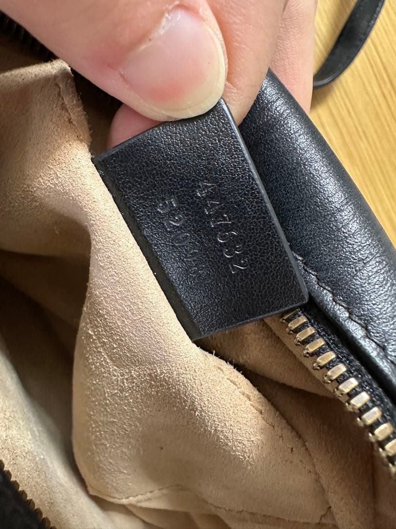 GUCCI マーモント　キルティング　GG チェーン　ショルダーバッグ　ブラック