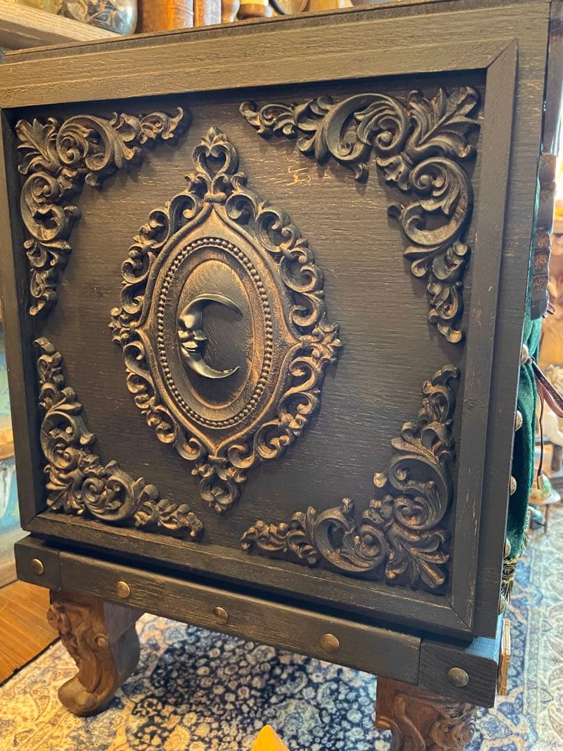 アンティページ　劇場型ドールハウス