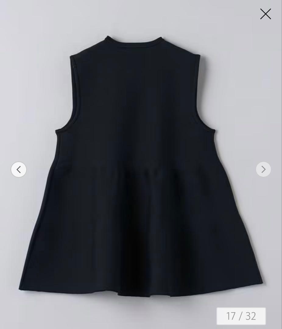 UNITED ARROWS リボンブローチニットベスト　ネイビー