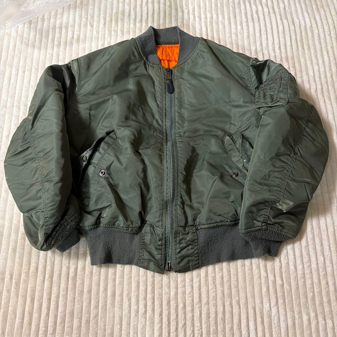 ゴ*ン様 ALPHA MA-1 リバーシブル　アメリカ製　サイズM