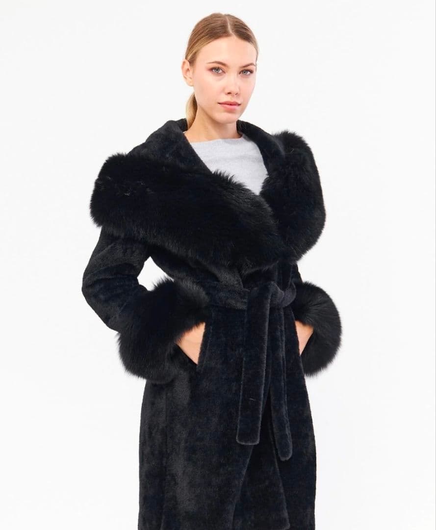 極美品 最高級ライン マックスマーラ コート　ファー 白タグ アルパカ混