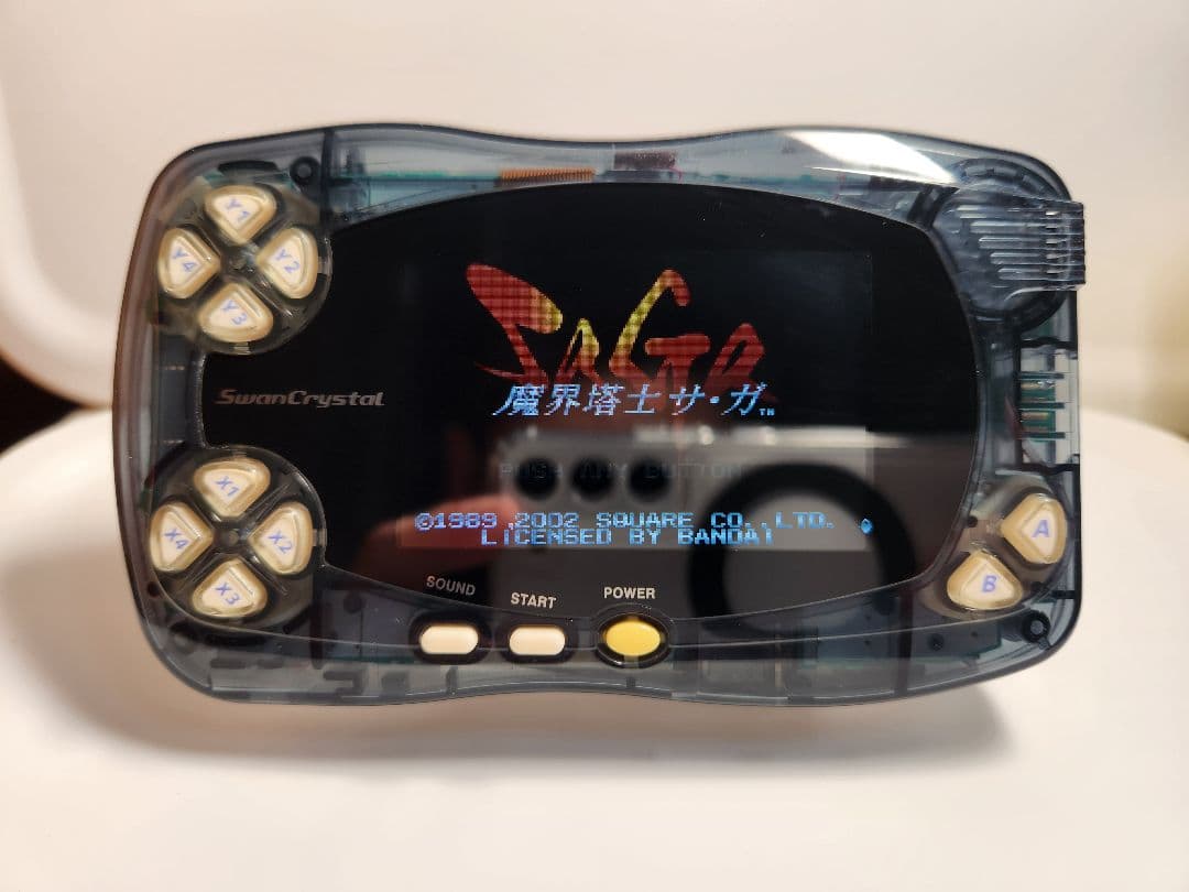 ◇良品◇レアカラー！スワンクリスタル IPS液晶 クリアブラック 電池蓋互換品