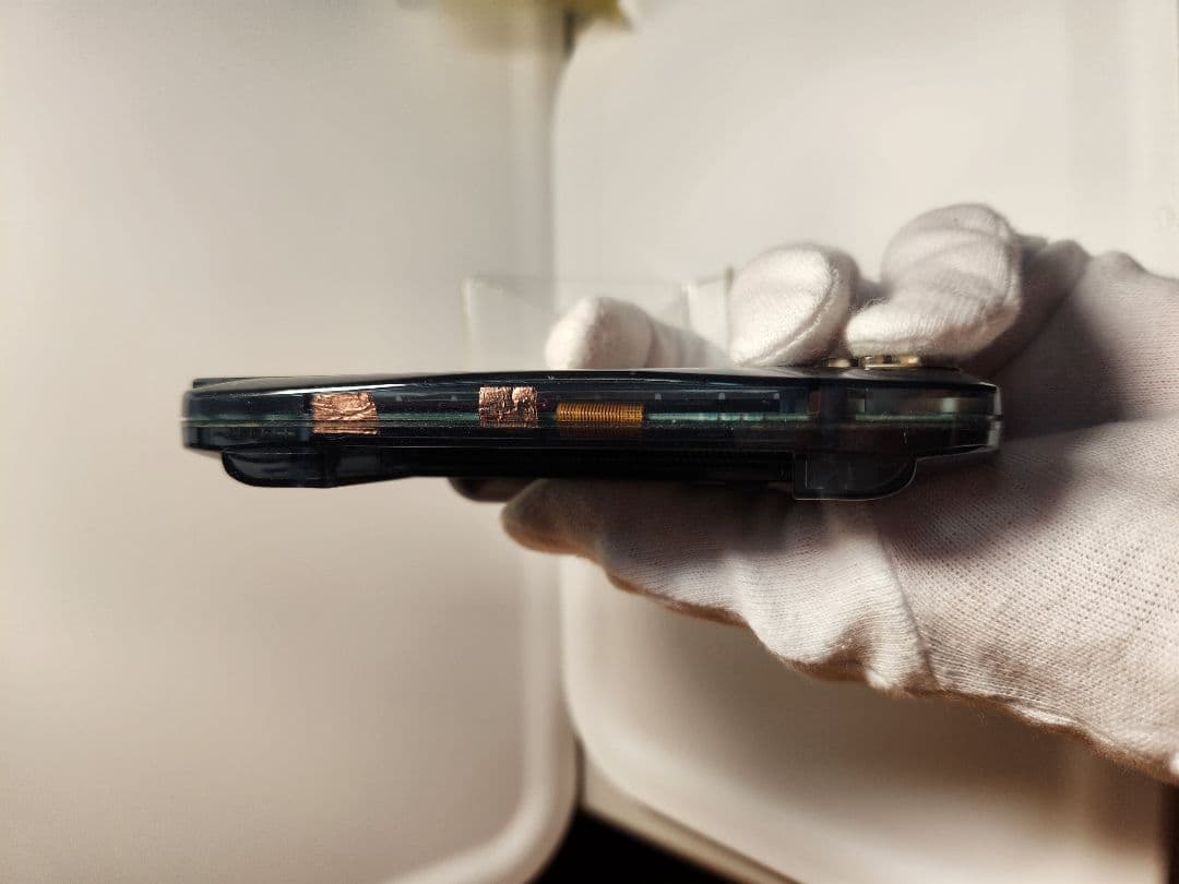 ◇良品◇レアカラー！スワンクリスタル IPS液晶 クリアブラック 電池蓋互換品