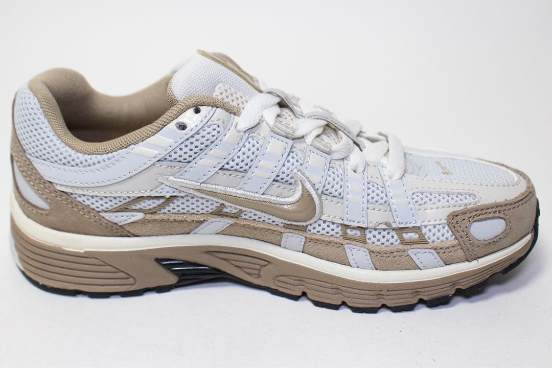 新品未使用 NIKE ナイキ P-6000 韓国語 レディース 23cm