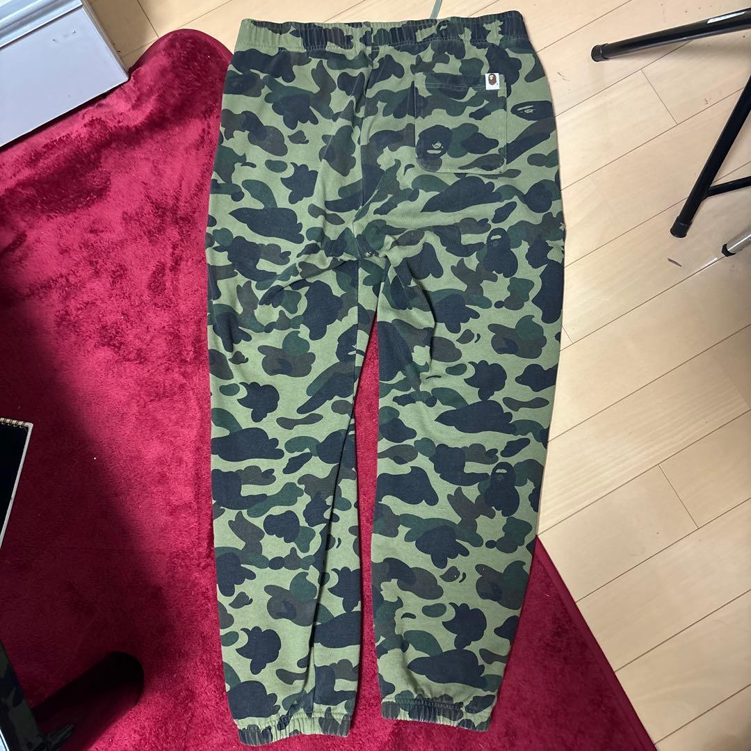 アベイシングエイプシャークズボン