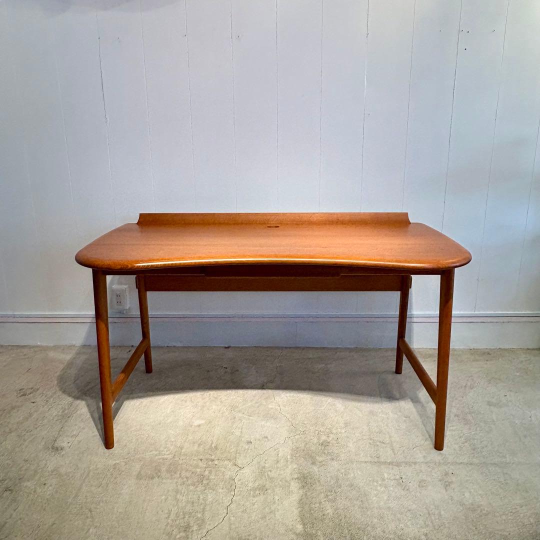 キツツキ　クレセントシリーズ　デスク