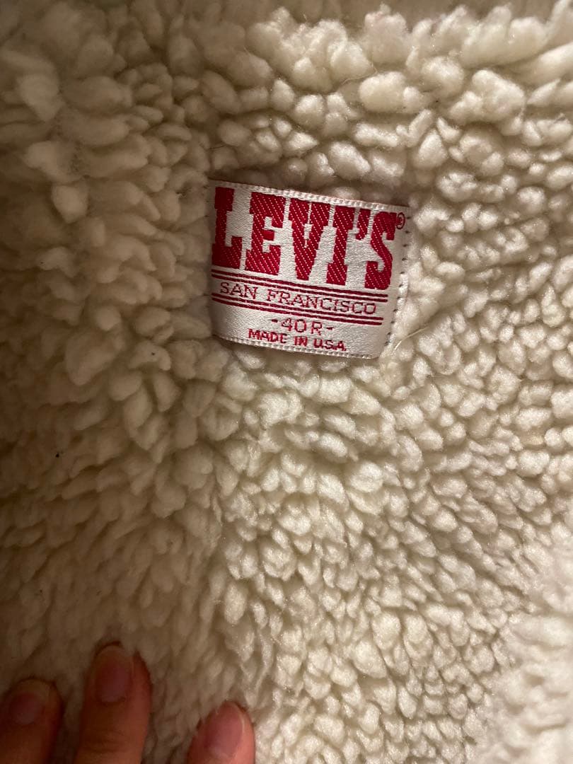 LEVI'S ボア襟付きデニムジャケット　メンズ　40センチ
