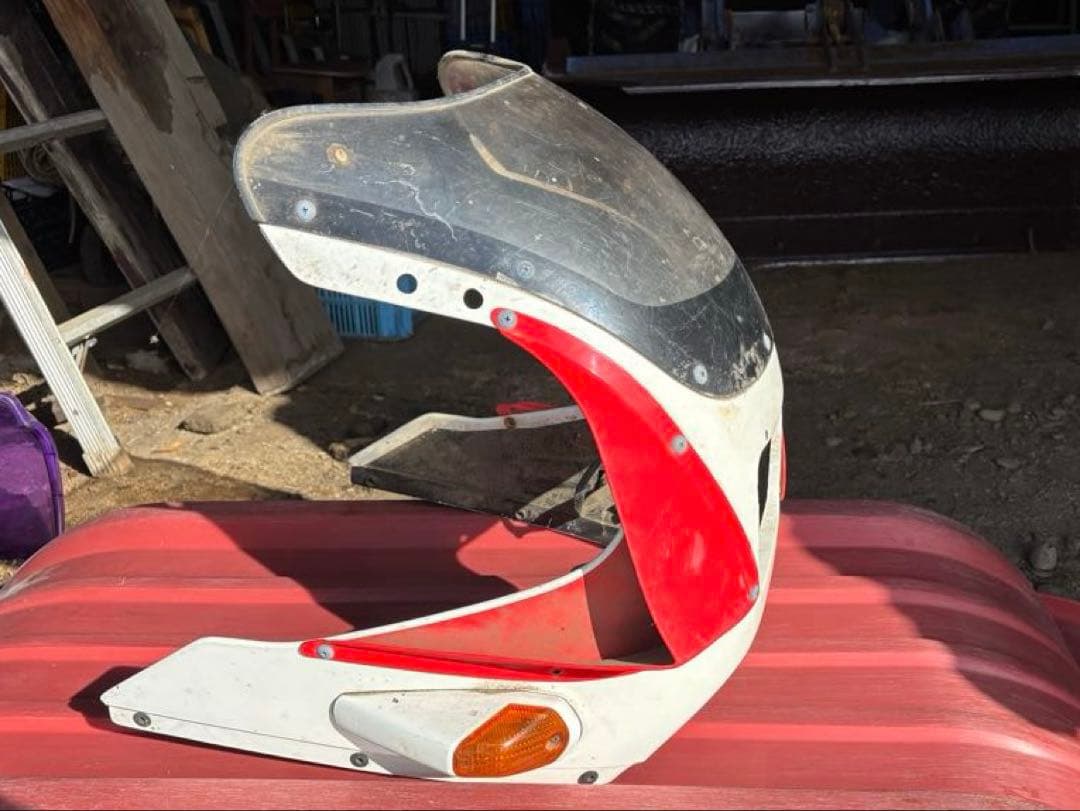 ＴＺＲ２５０Ｒ　純正フロントカウル