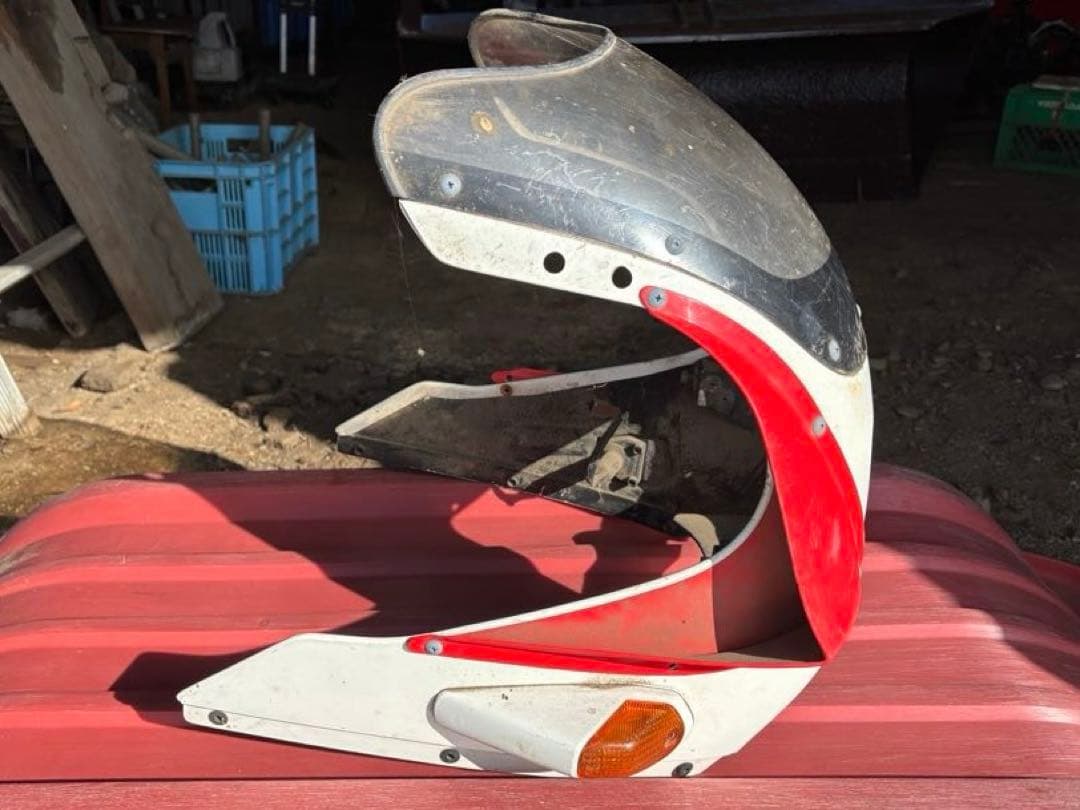 ＴＺＲ２５０Ｒ　純正フロントカウル