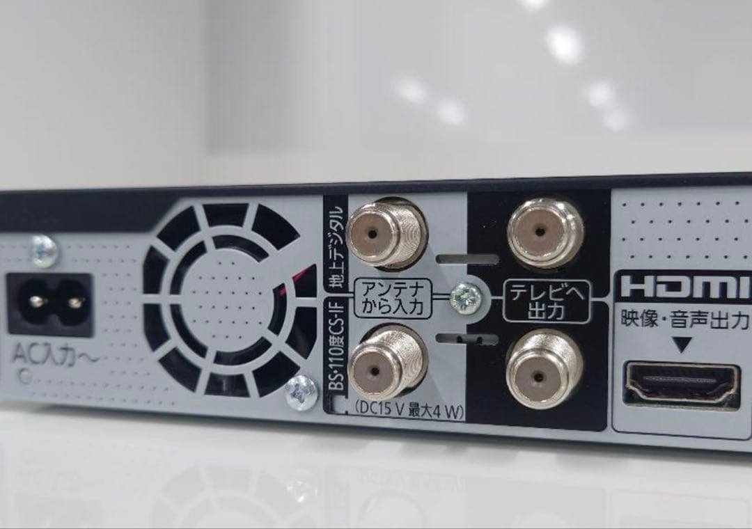 【美品】パナソニック ブルーレイレコーダー DMR-2W102