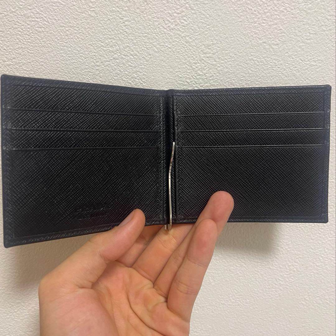 【最終値下げ】PRADA マネークリップ(財布)