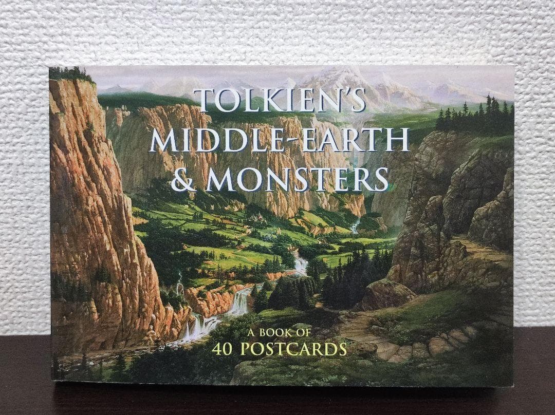 洋書 Tolkiens Middle-Earth and Monsters Card